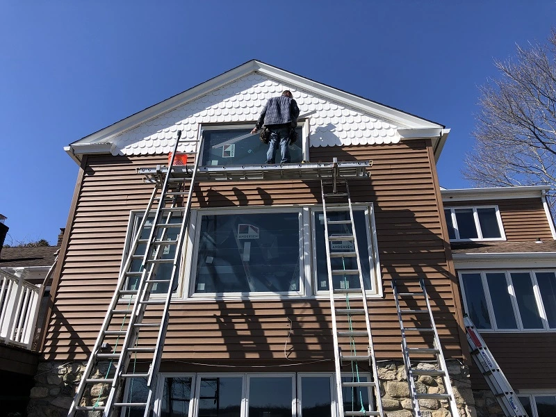 Aluminum capping work being done